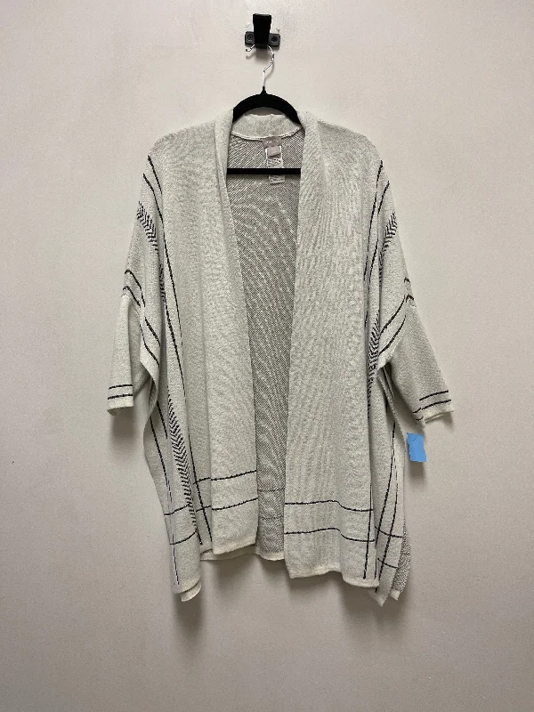 Sweater Cardigan By Chicos In Grey, Size: M