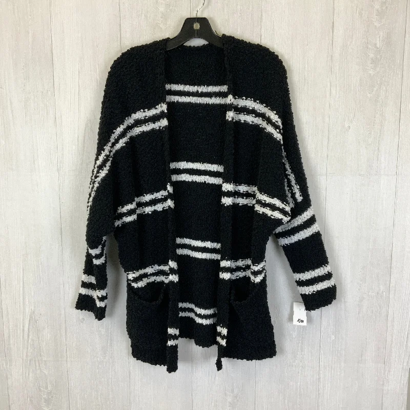 Sweater Cardigan By Clothes Mentor In Black & White, Size: S