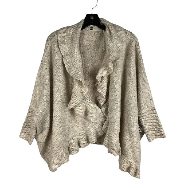 Sweater Cardigan By Clothes Mentor In Cream, Size: Osfm