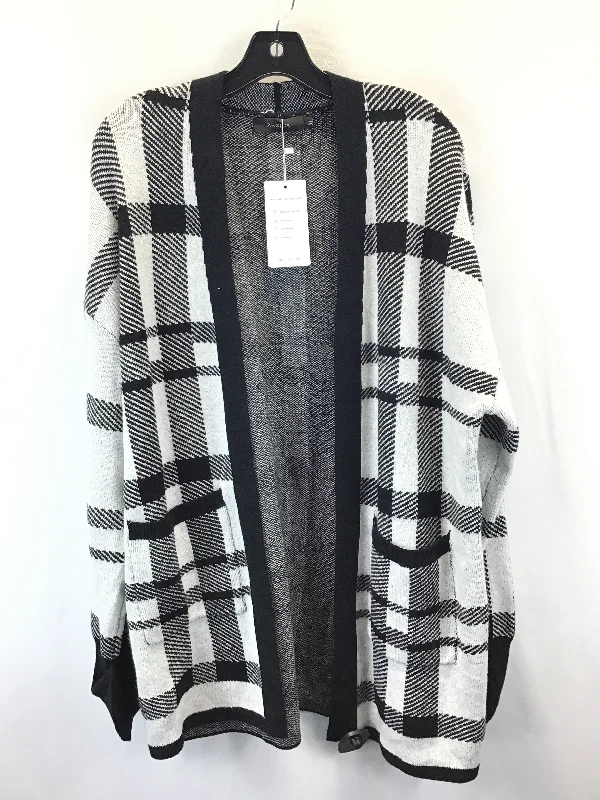 Sweater Cardigan By Clothes Mentor In Plaid Pattern, Size: Xl