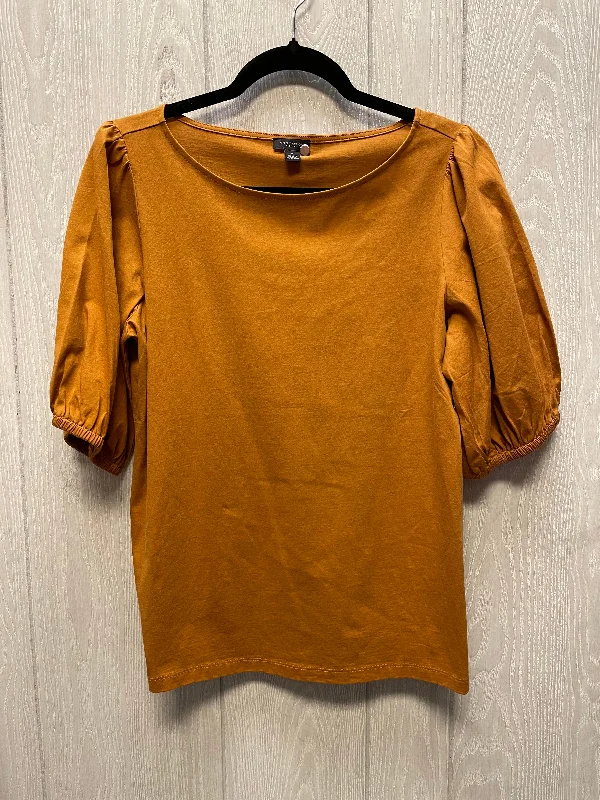 Top Short Sleeve By Ann Taylor In Gold, Size: M