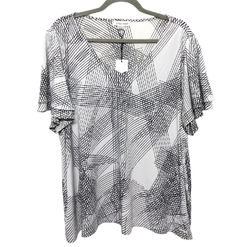 Top Short Sleeve By Calvin Klein In Black & White, Size: 2x