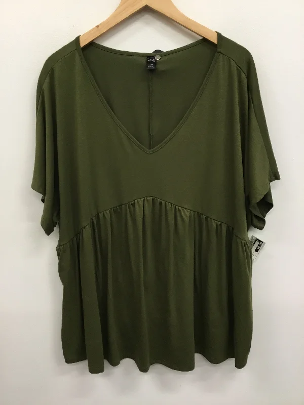 Top Short Sleeve By Clothes Mentor In Green, Size: 4x