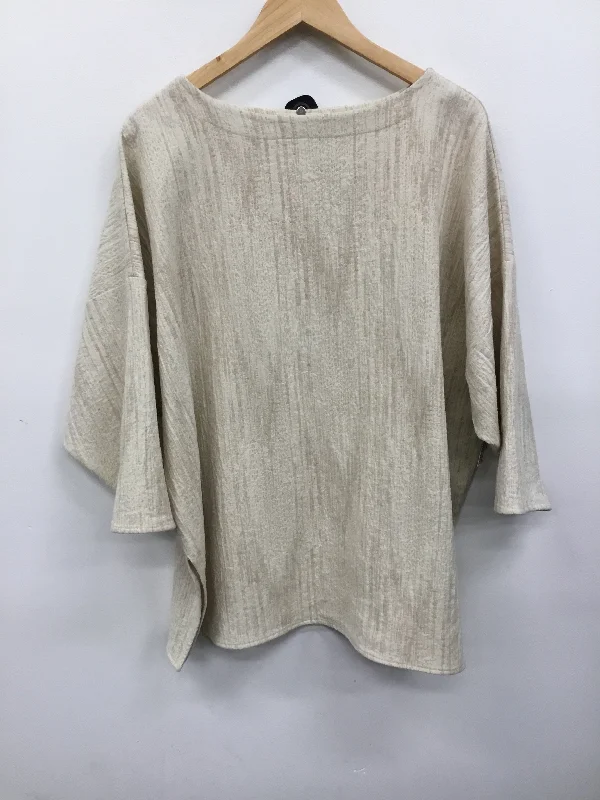 Top Short Sleeve By Clothes Mentor In Tan, Size: 2x