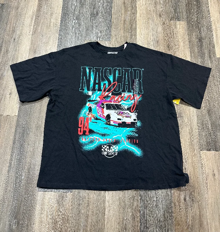 Top Short Sleeve By Nascar In Grey, Size: Xl