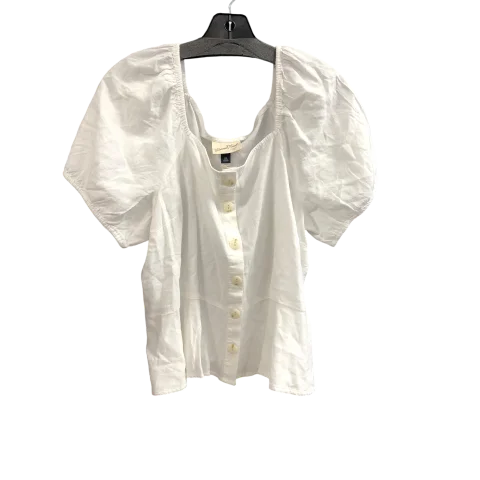 Top Short Sleeve By Universal Thread In White, Size: 2x