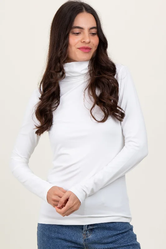 White Brushed Knit Basic Turtleneck Top